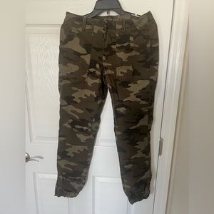 Banana Republic Utility Camo Pants Womens Green Camo Zipper Hem Stretch